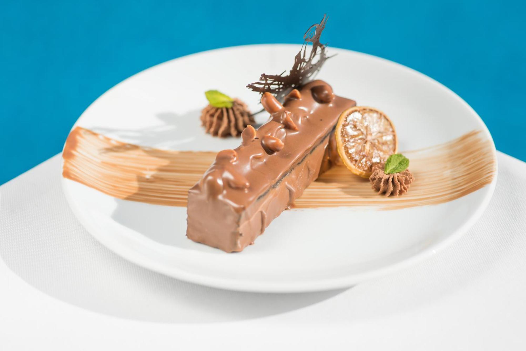 Grand Mogador Agdal & Spa Marrakesh Exterior photo A chocolate dessert